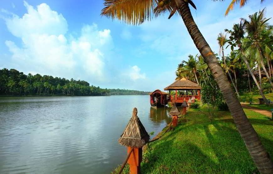 God’s Own Country Kerala Houseboat tour