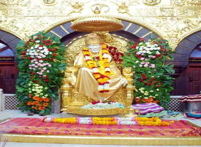 Shirdi Darshan Nashik Holidays Tour (01 Night 02 Days)