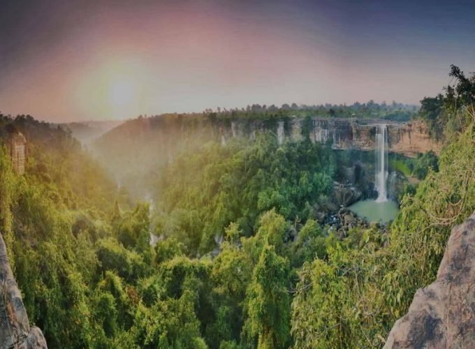 Barsur & Bailadila Mountains Holiday Tour  03 Nights & 04 Days