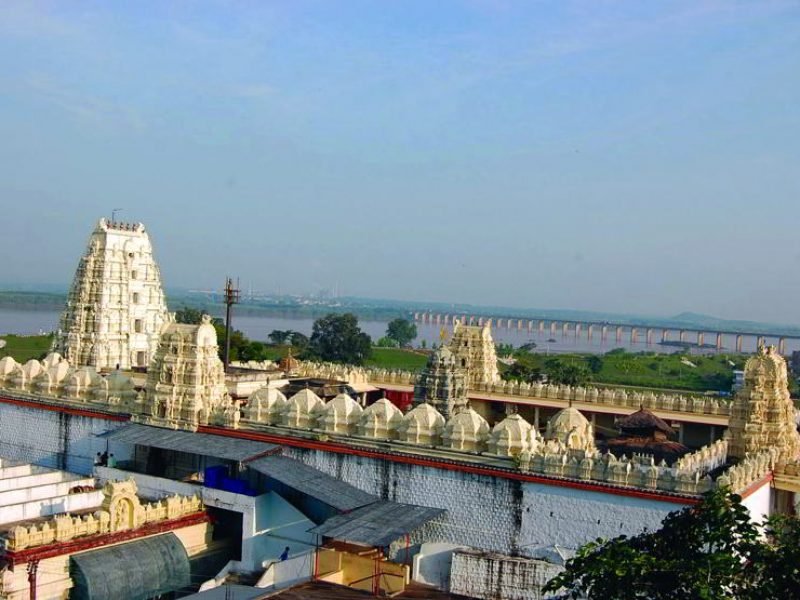 Hyderabad   Warangal Holiday Tour (2 NightS / 3days).