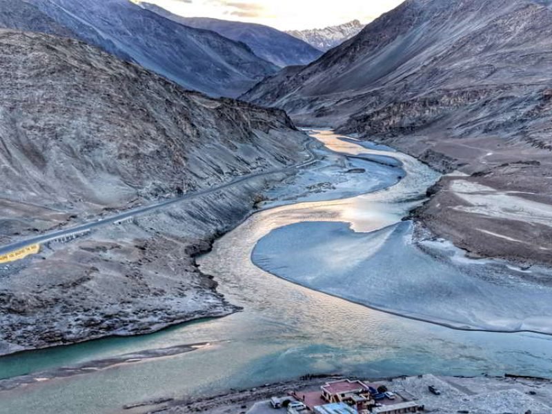 Manali To Srinagar with Ladakh