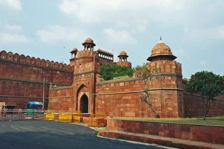 Delhi, Jaipur, Pushkar, Udaipur & Chittorgarh Holidays Tour (09 Nights/10 Days)