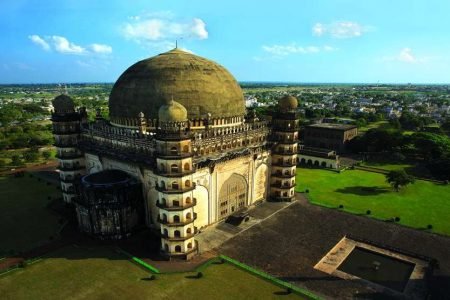 Karnataka Heritage Tour (02 Nights 03 Days)