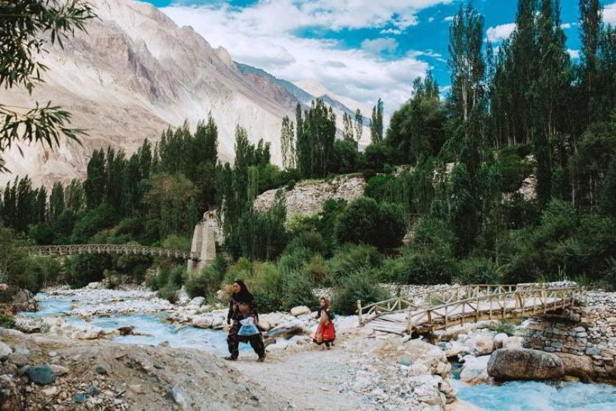 Journey Of Ladakh with Jammu Kashmir (13 Nights 14 Days)