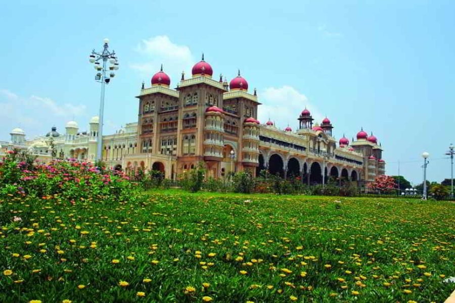 Karnatka Kabini Package(02 Nights/03 Days)