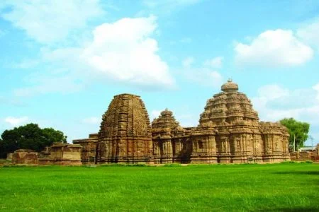 Amazing Karnatka temples tour (02 nights/03 Days)