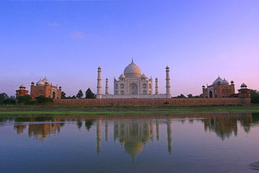 Amazing Agra Tour 04 Nights // 05 Days
