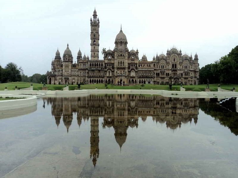 Royal palace of Gujarat (14 nights 15 days)