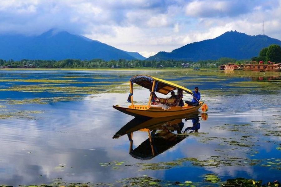 Kashmir Tour 04 Nights 05 Days