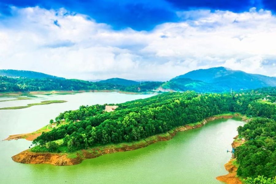 Meghalaya Holiday Tour For 4 Nights / 5 Days